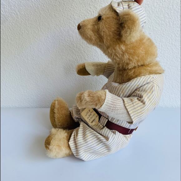 Vintage Bearly There Baseball Teddy Bear - Picture 3 of 13